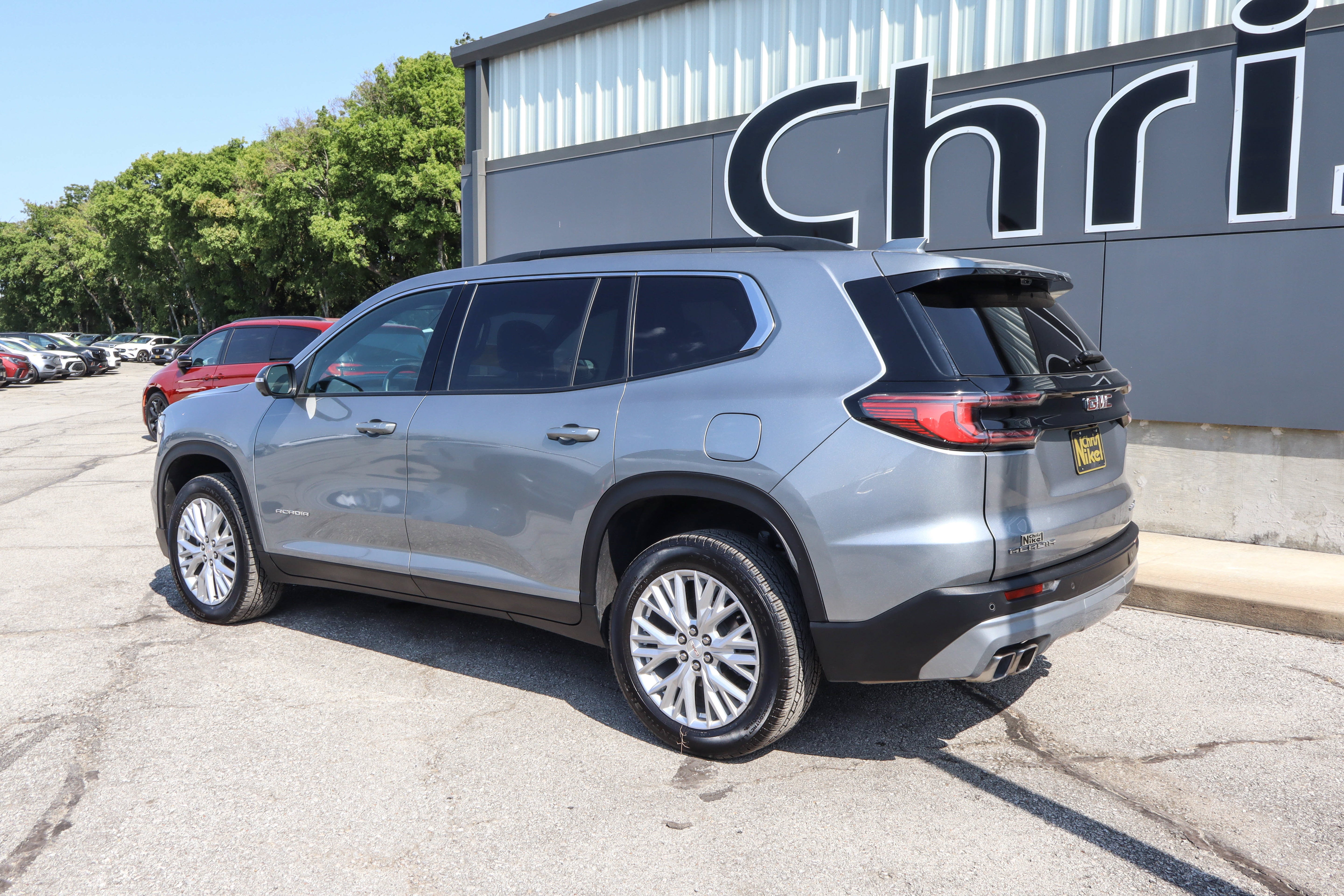 2026 GMC Acadia FWD 4dr Elevation