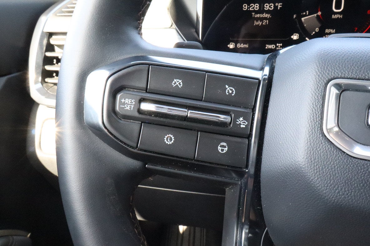 2025 GMC Acadia AWD 4dr AT4