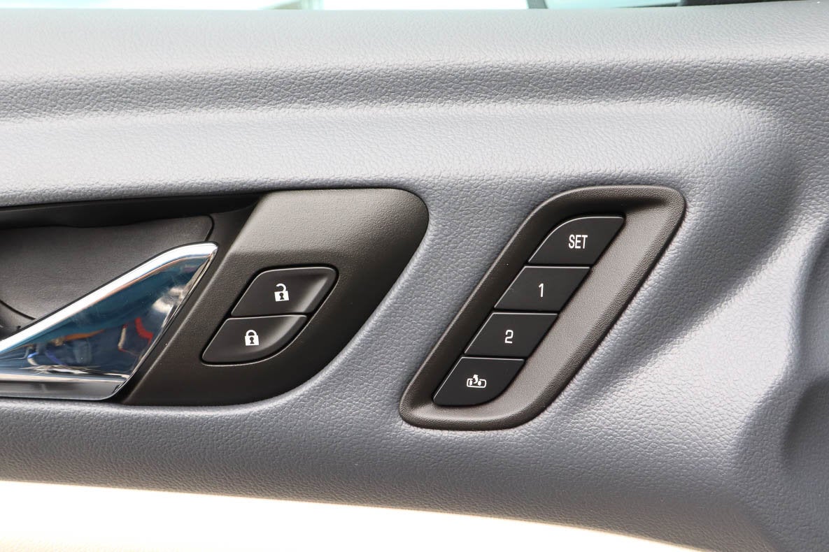 2023 GMC Acadia AWD 4dr Denali