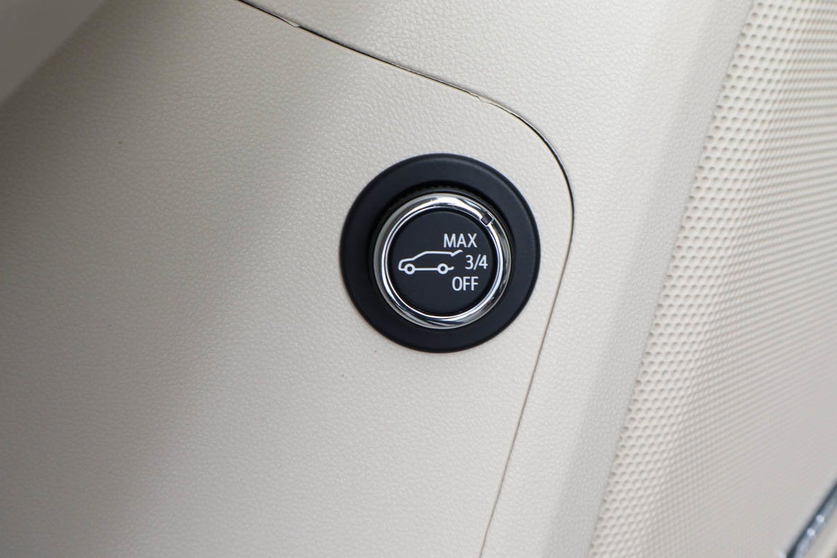 2023 GMC Acadia AWD 4dr Denali