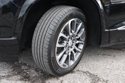 2023 GMC Acadia AWD 4dr Denali