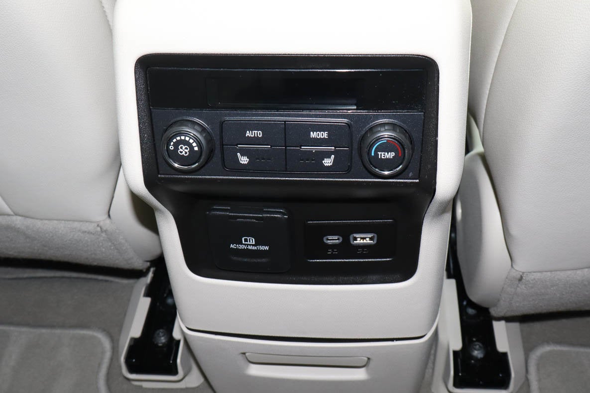 2023 GMC Acadia AWD 4dr Denali