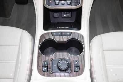 2023 GMC Acadia AWD 4dr Denali