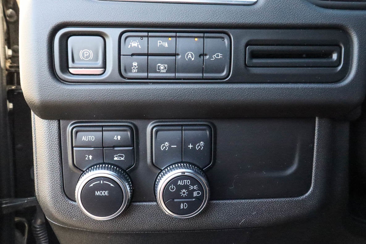 2022 GMC Yukon 4WD 4dr SLT