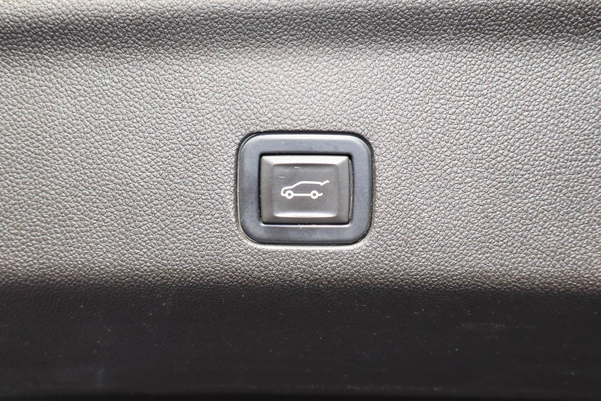 2022 GMC Yukon 4WD 4dr SLT