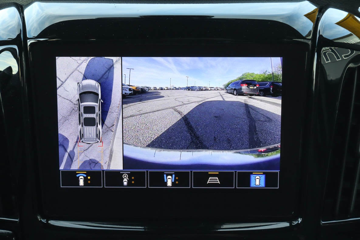 2023 Chevrolet Traverse FWD 4dr LT Cloth w/1LT