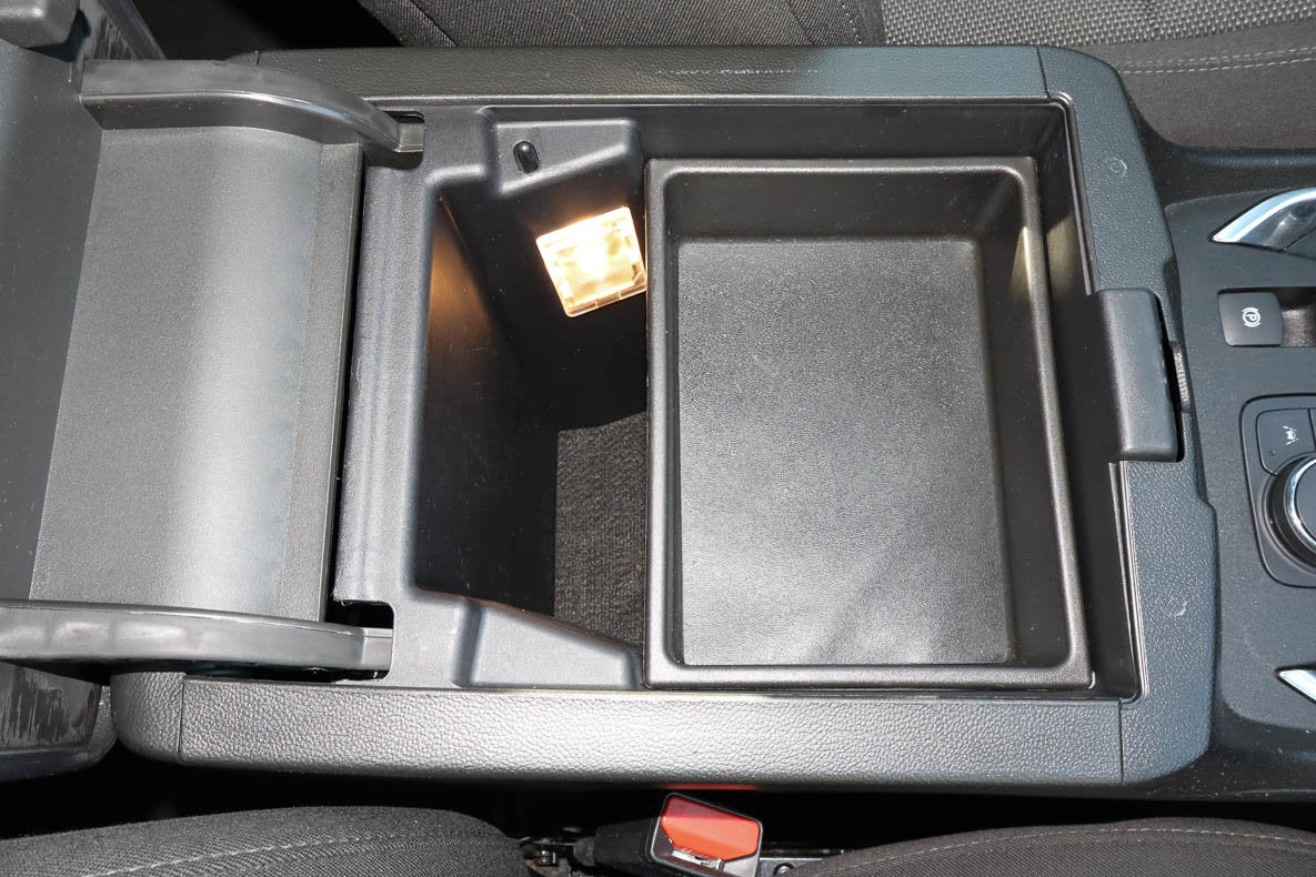 2023 Chevrolet Traverse FWD 4dr LT Cloth w/1LT