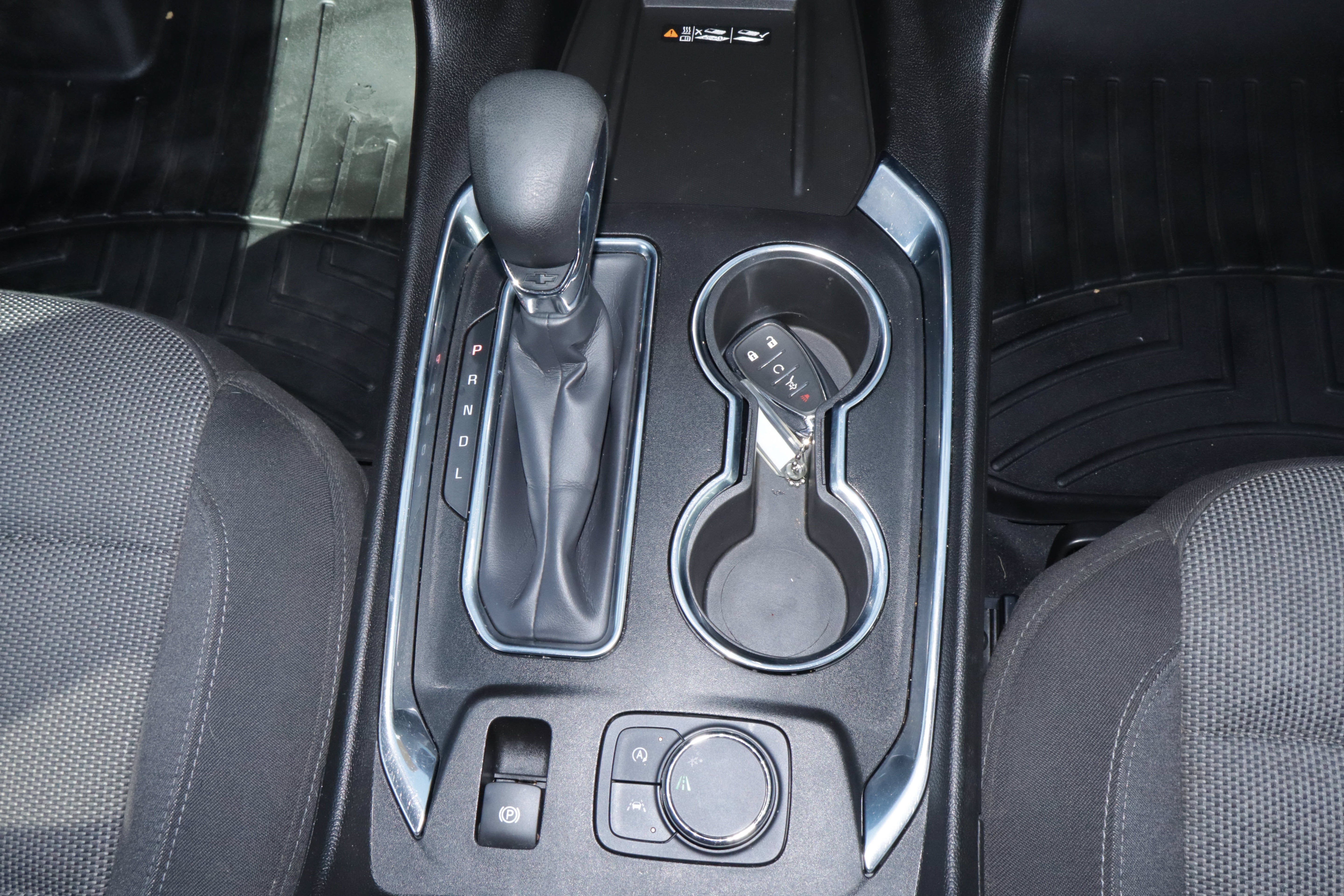 2023 Chevrolet Traverse FWD 4dr LT Cloth w/1LT