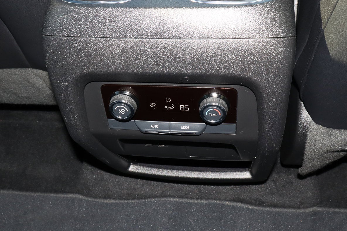 2025 Chevrolet Traverse FWD LT