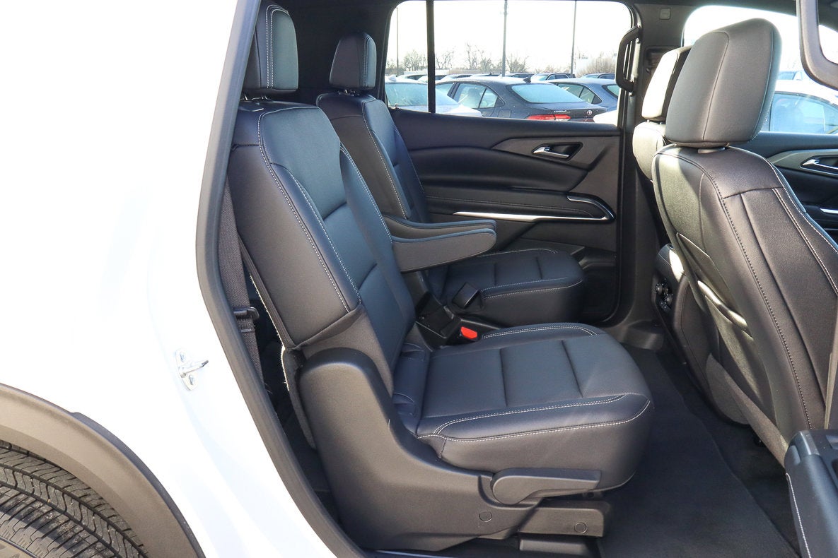 2025 Chevrolet Traverse FWD LT