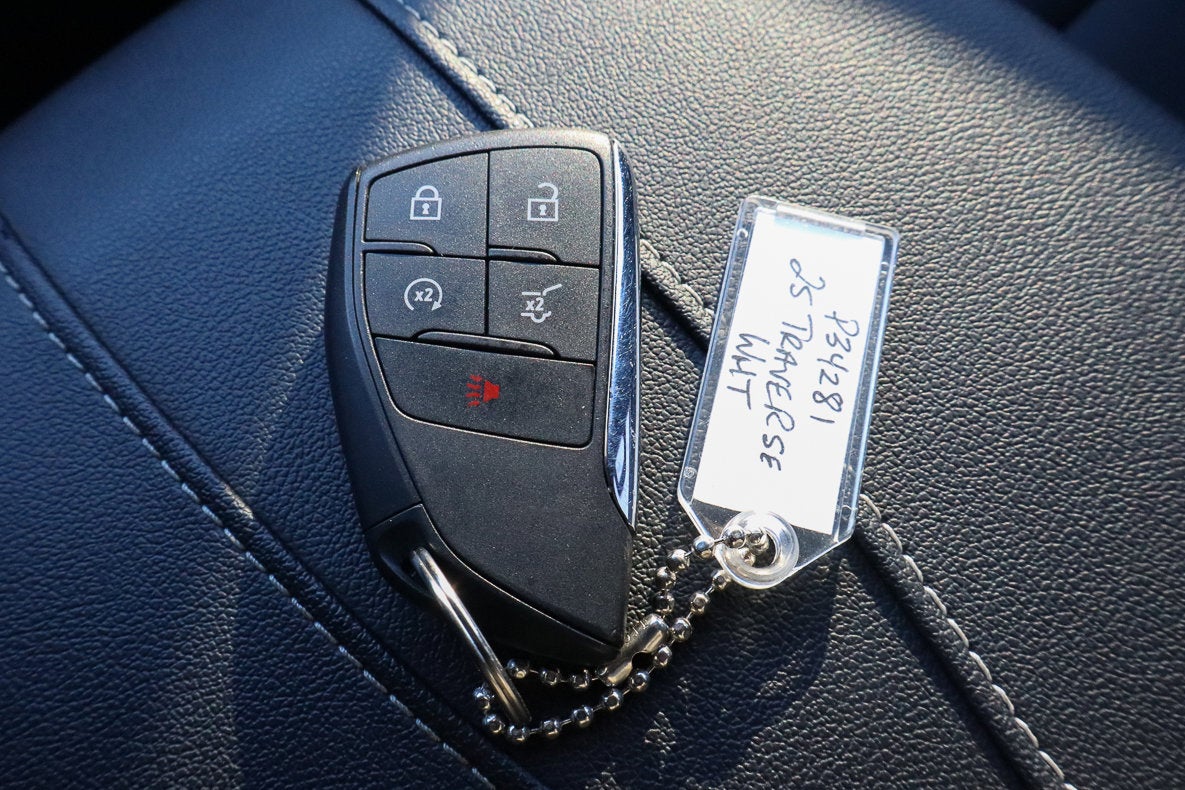 2025 Chevrolet Traverse FWD LT