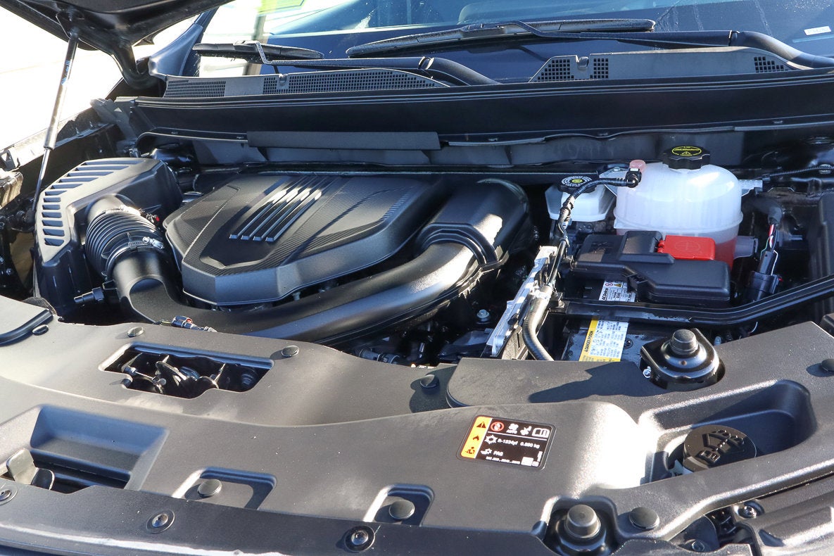 2025 Chevrolet Traverse FWD LT