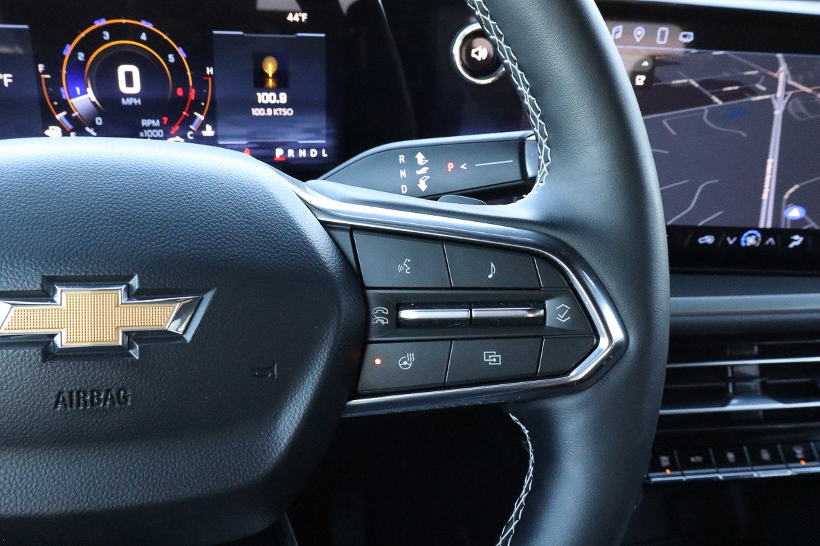 2025 Chevrolet Traverse FWD LT