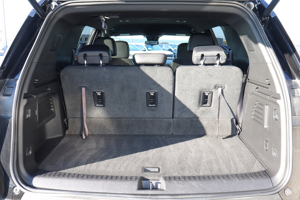 2025 Chevrolet Traverse FWD LT