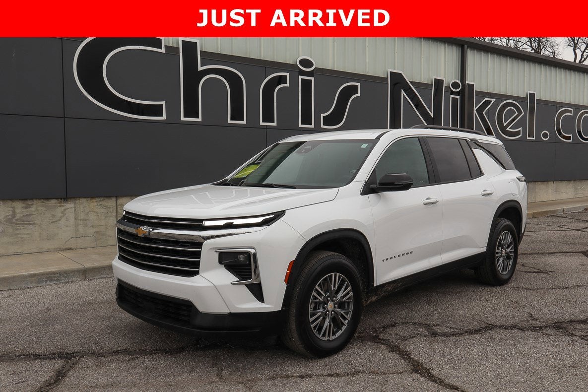2025 Chevrolet Traverse FWD LT