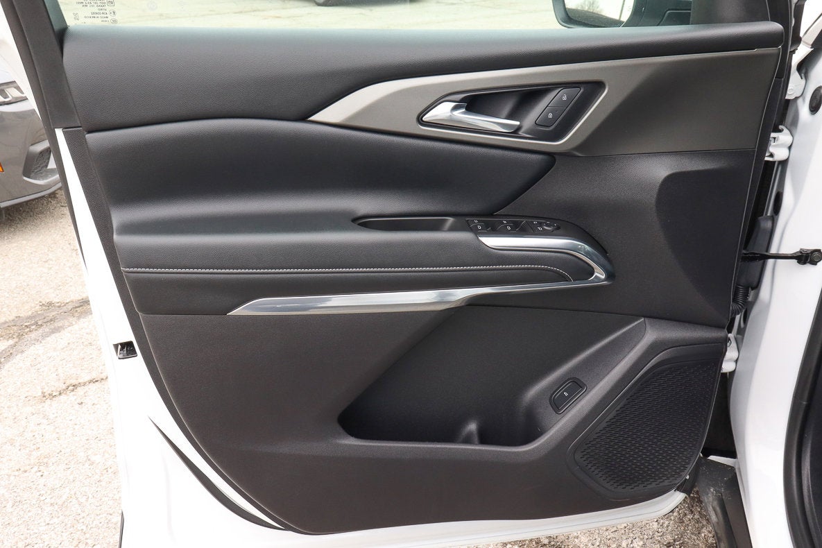 2025 Chevrolet Traverse FWD LT