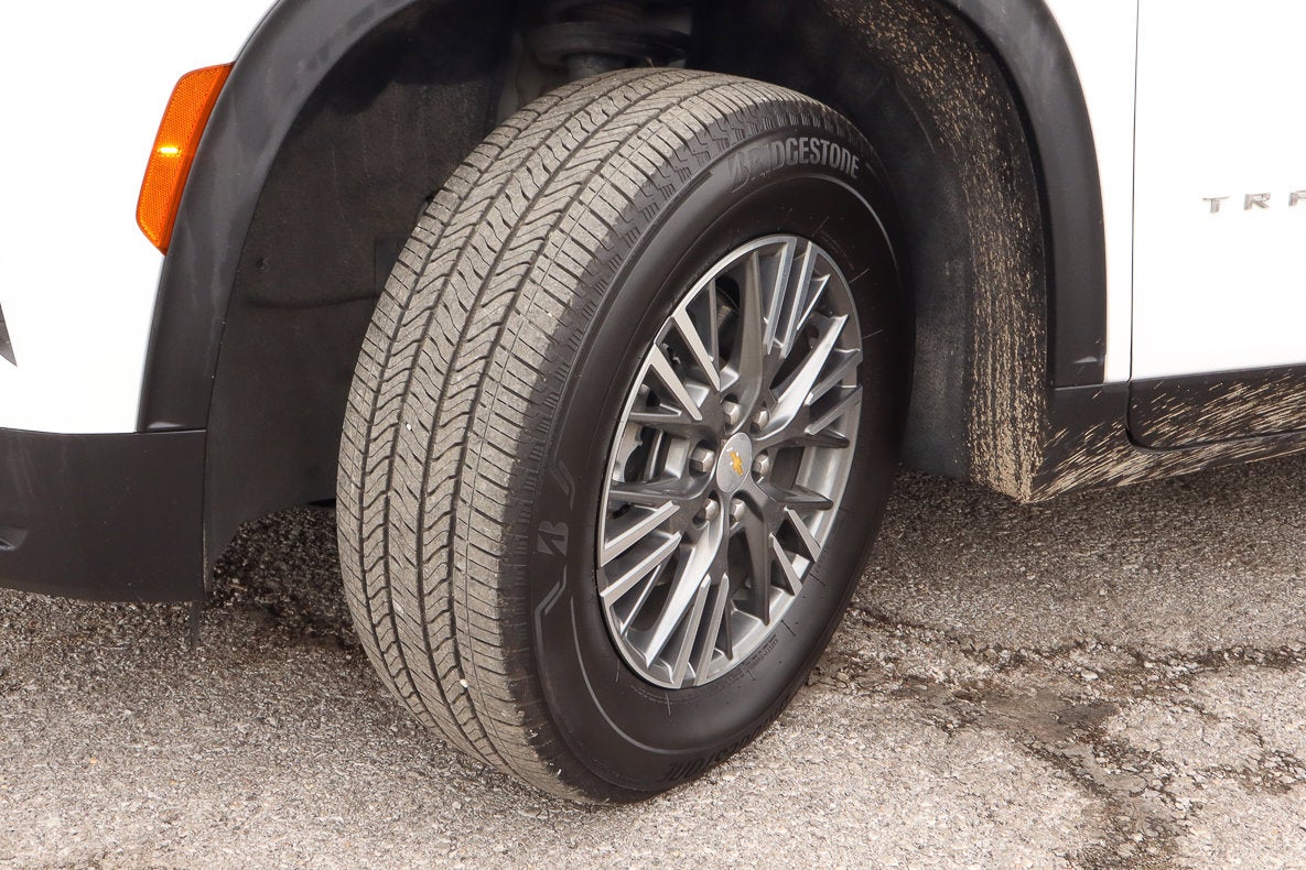 2025 Chevrolet Traverse FWD LT