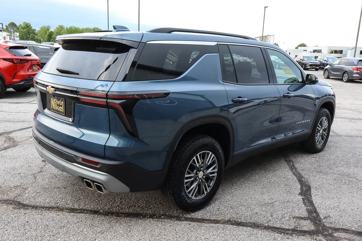 2025 Chevrolet Traverse FWD 4dr LT w/1LT