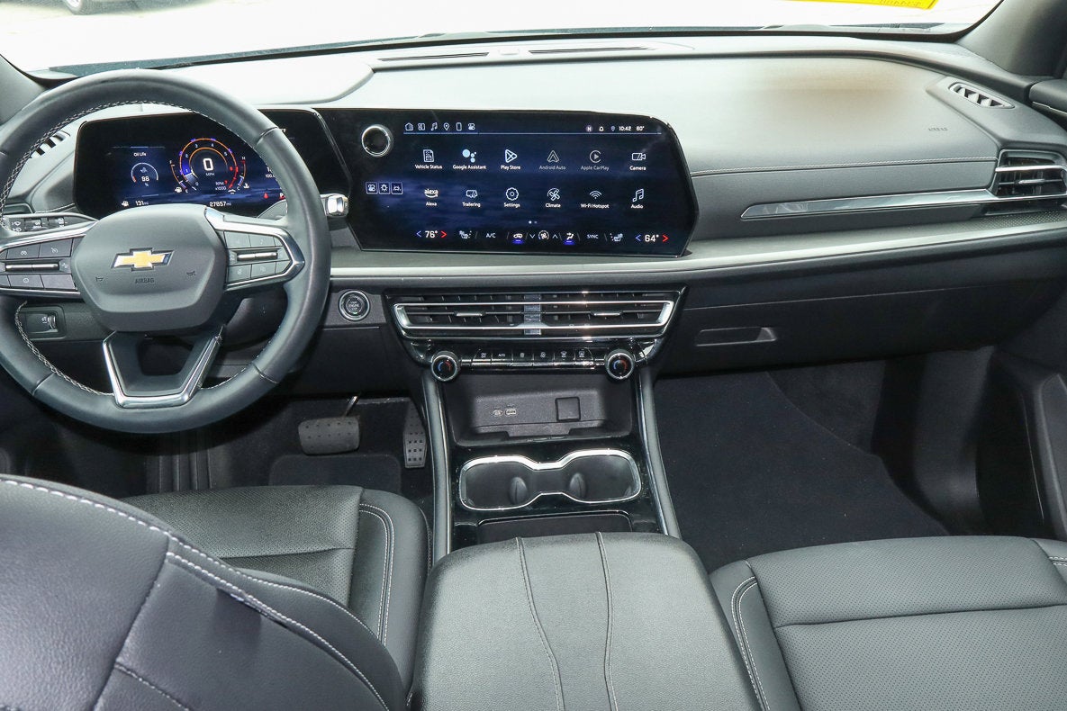 2025 Chevrolet Traverse FWD LT