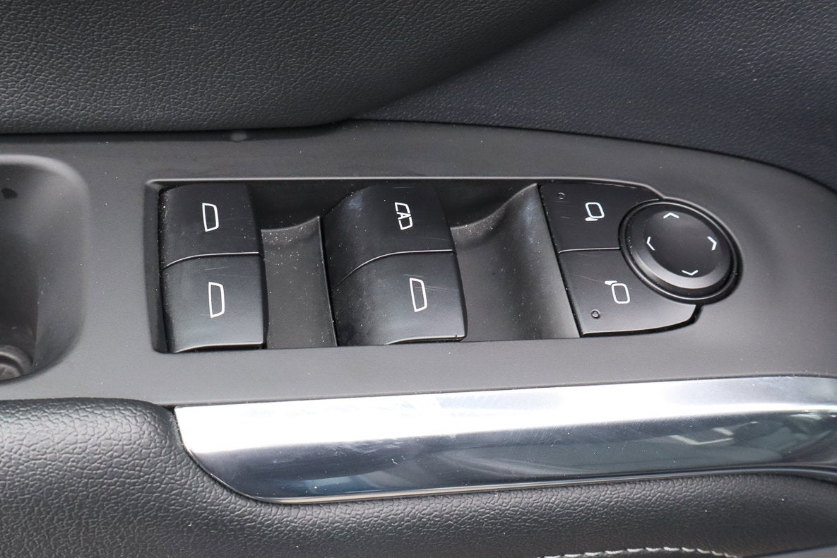 2025 Chevrolet Traverse FWD LT