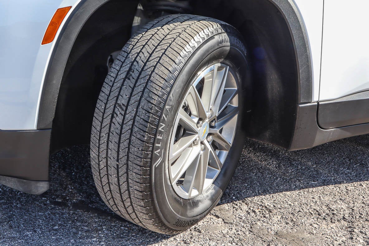 2023 Chevrolet Traverse FWD 4dr LT Leather