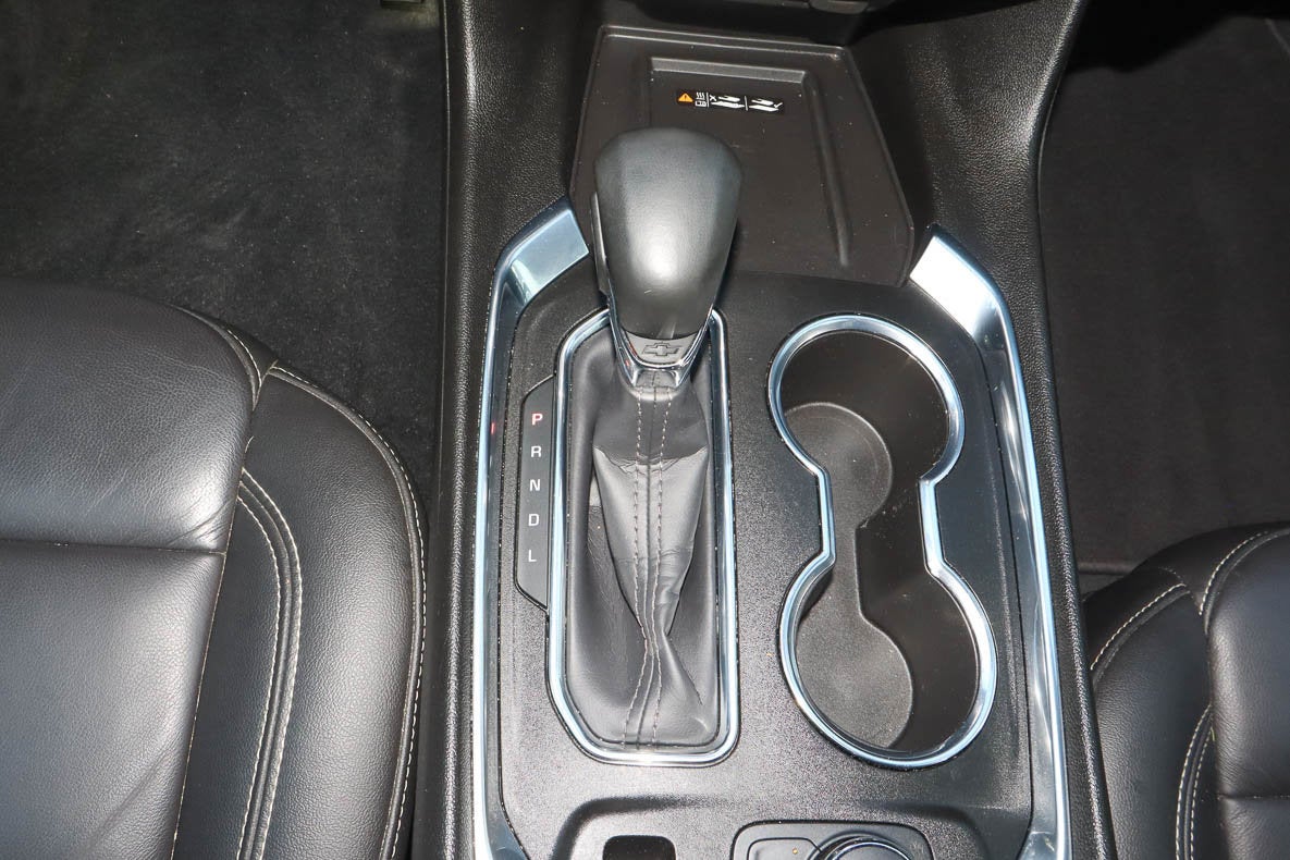 2023 Chevrolet Traverse FWD 4dr LT Leather