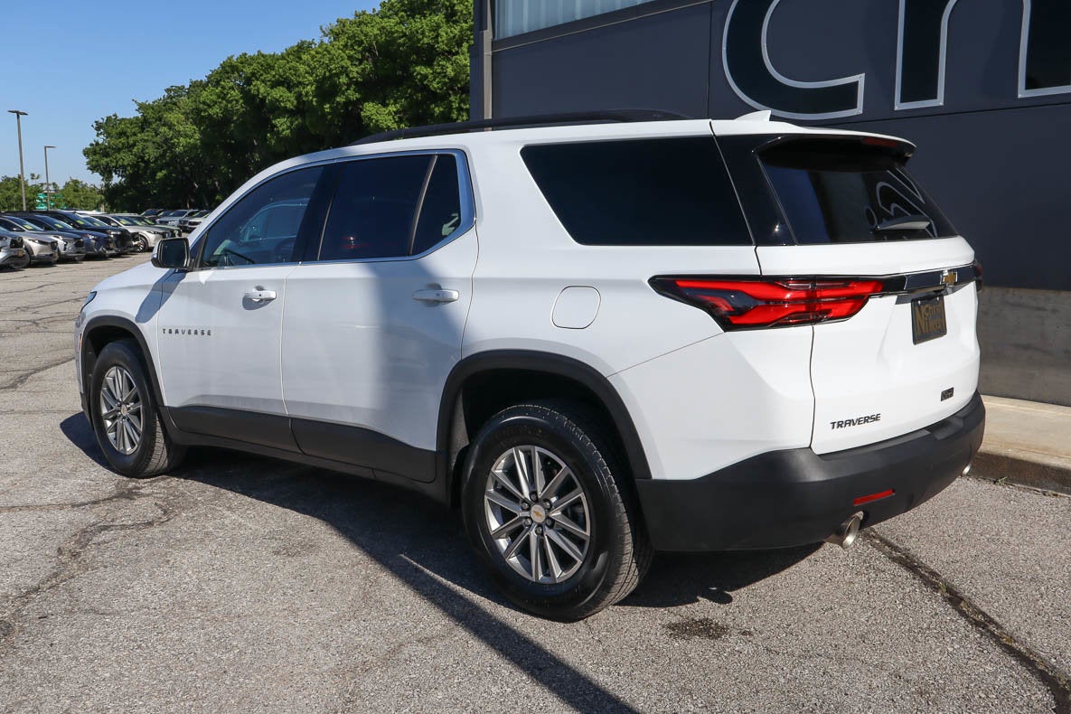 2023 Chevrolet Traverse FWD 4dr LT Leather