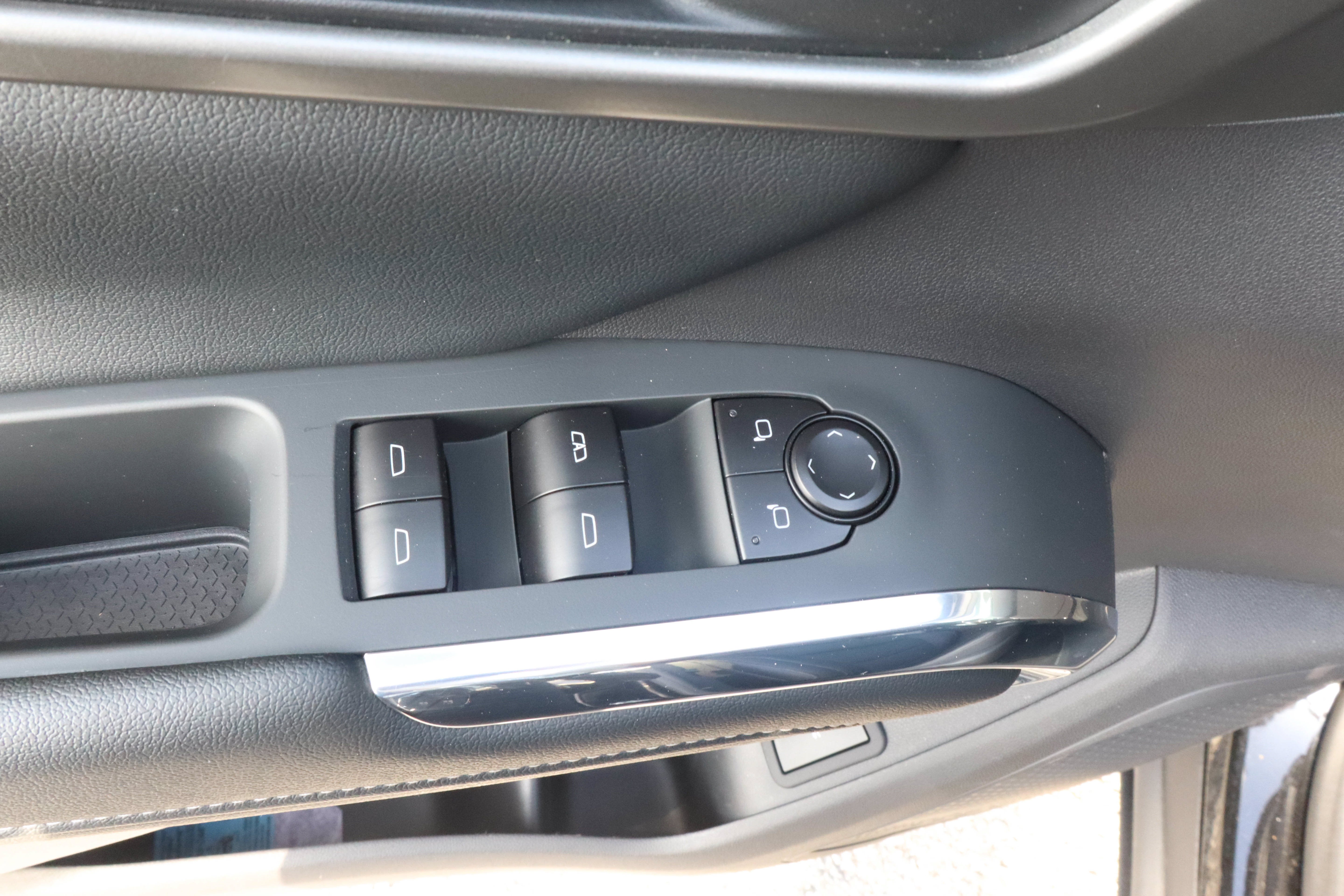 2026 Chevrolet Traverse AWD 4dr LT w/2LT