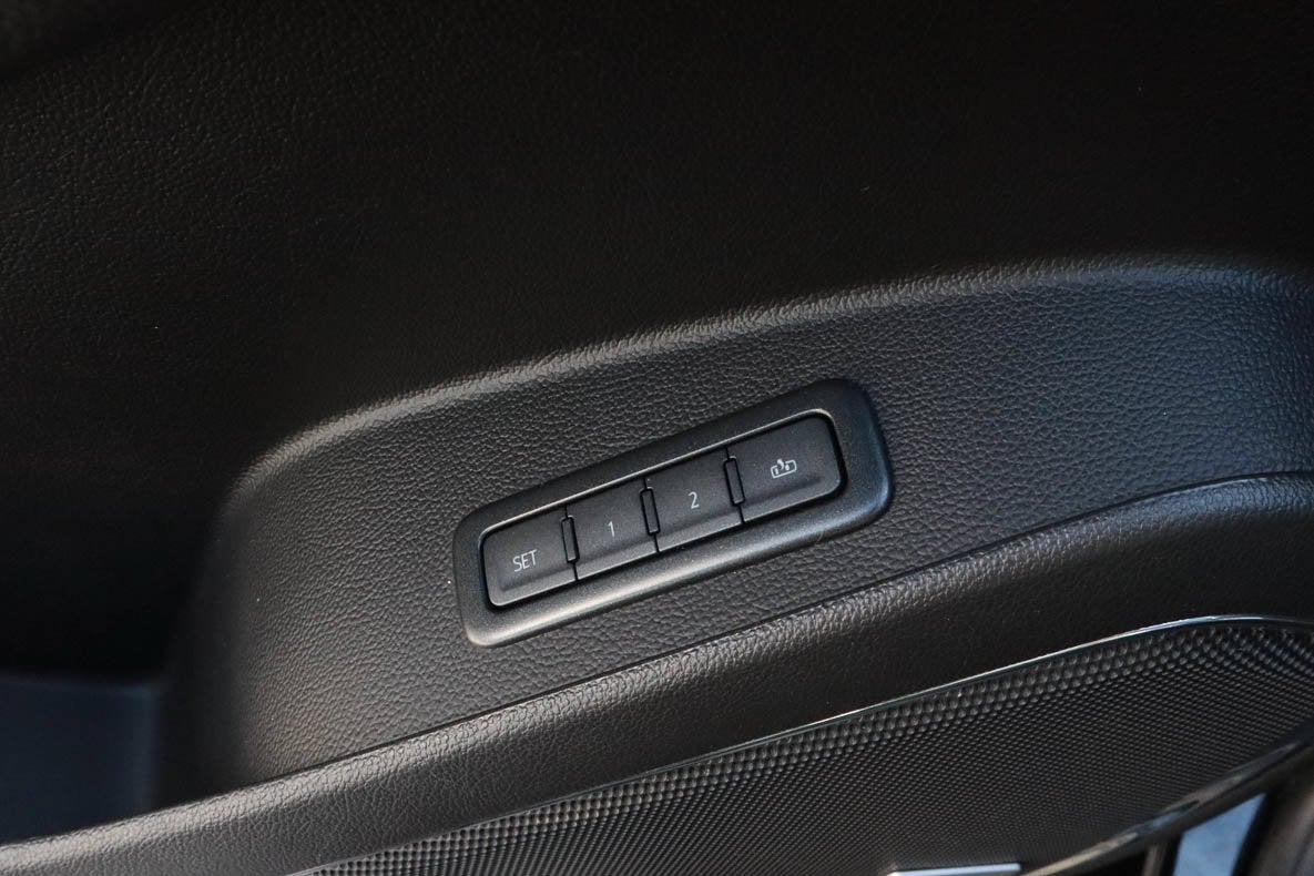 2019 Chevrolet Suburban 4WD 4dr 1500 LT
