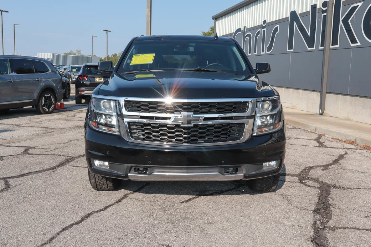 2019 Chevrolet Suburban 4WD 4dr 1500 LT