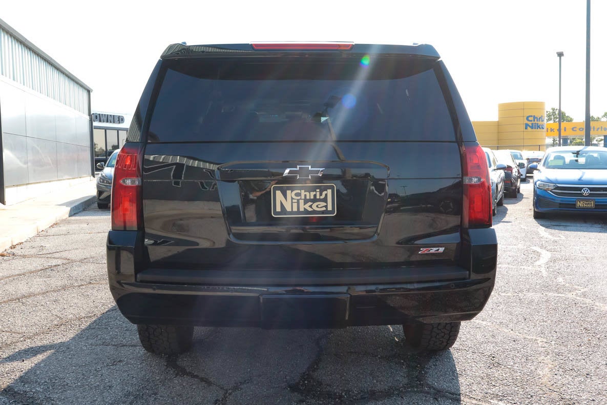 2019 Chevrolet Suburban 4WD 4dr 1500 LT