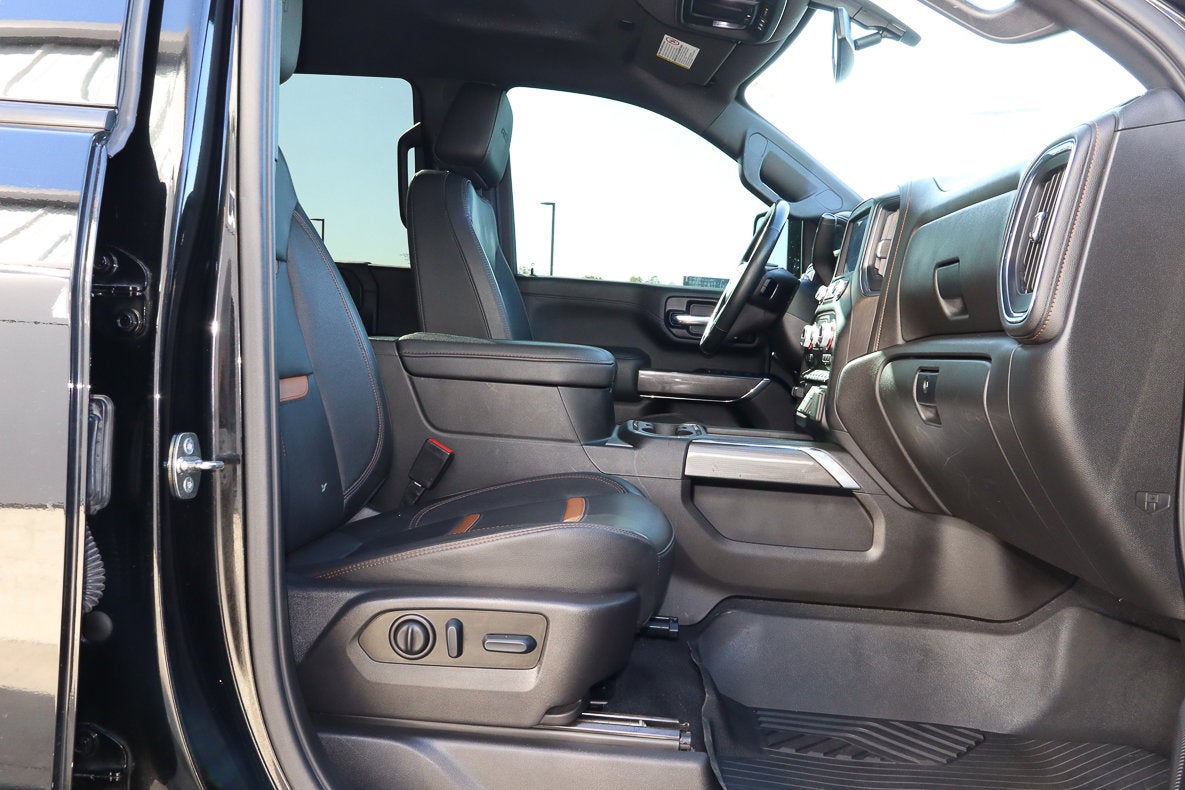 2023 GMC Sierra 2500HD AT4