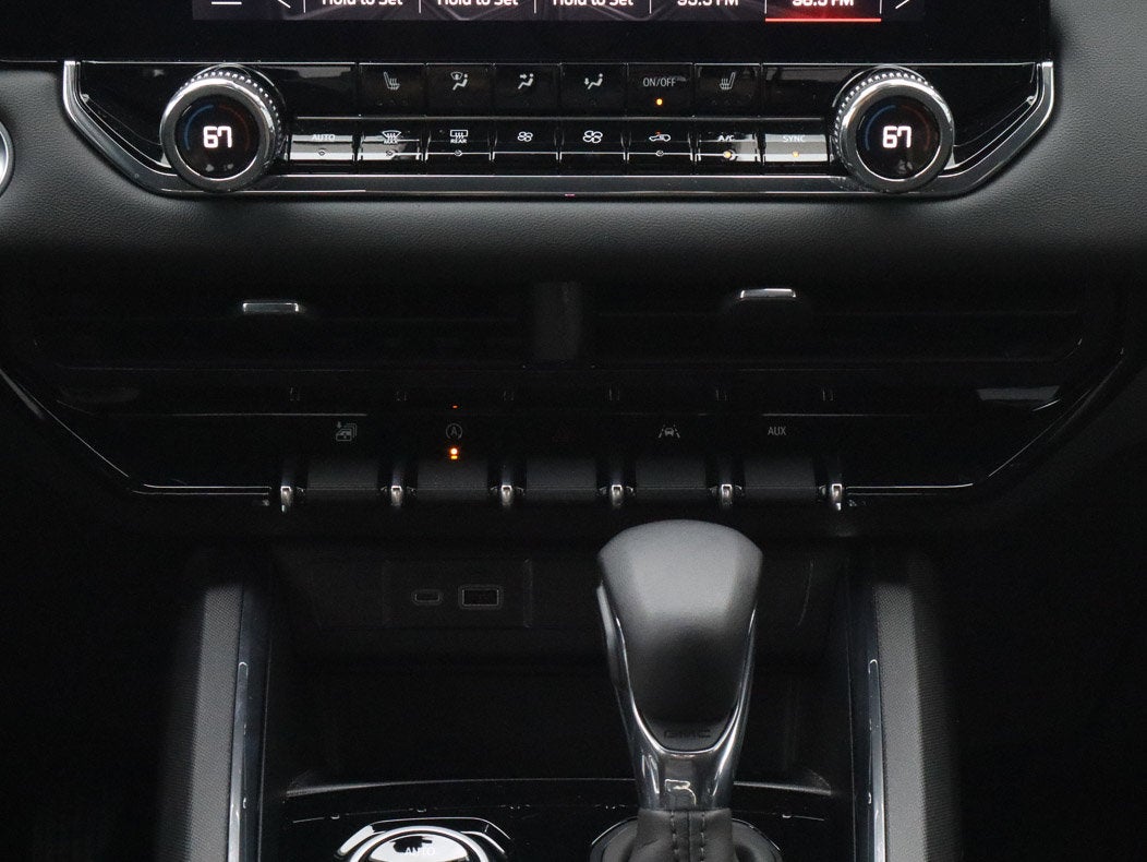 2024 GMC Canyon 4WD Crew Cab Elevation