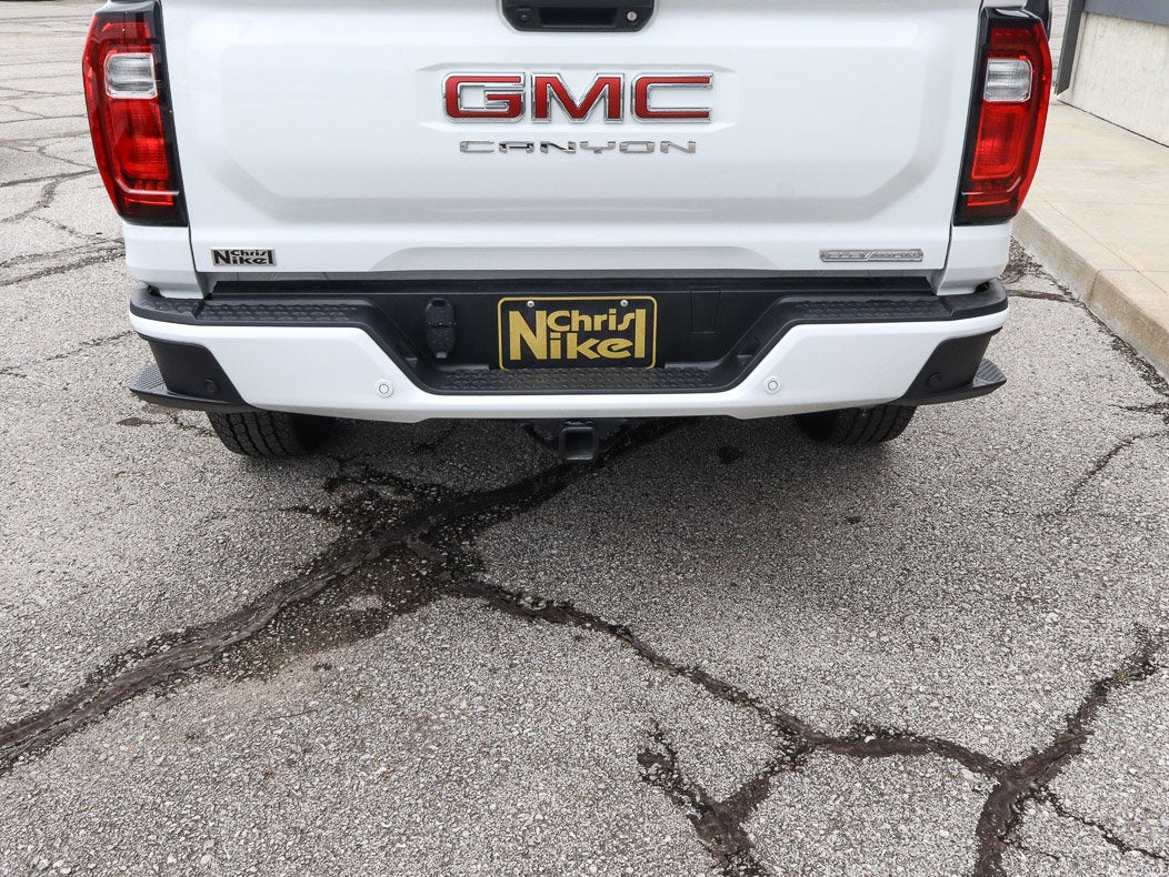 2024 GMC Canyon 4WD Crew Cab Elevation