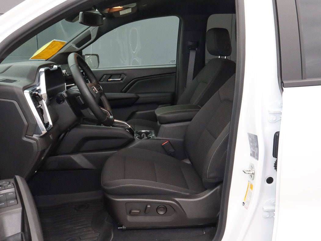 2024 GMC Canyon 4WD Crew Cab Elevation