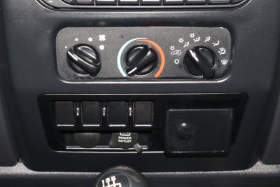 2005 Jeep Wrangler 2dr X