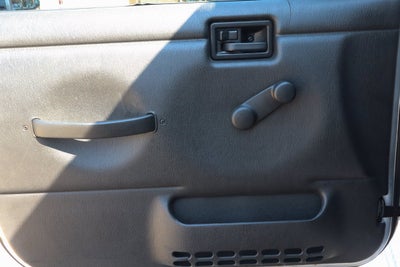 2005 Jeep Wrangler 2dr Rubicon LWB