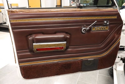 1987 Jeep GRAND WAGONEER Base