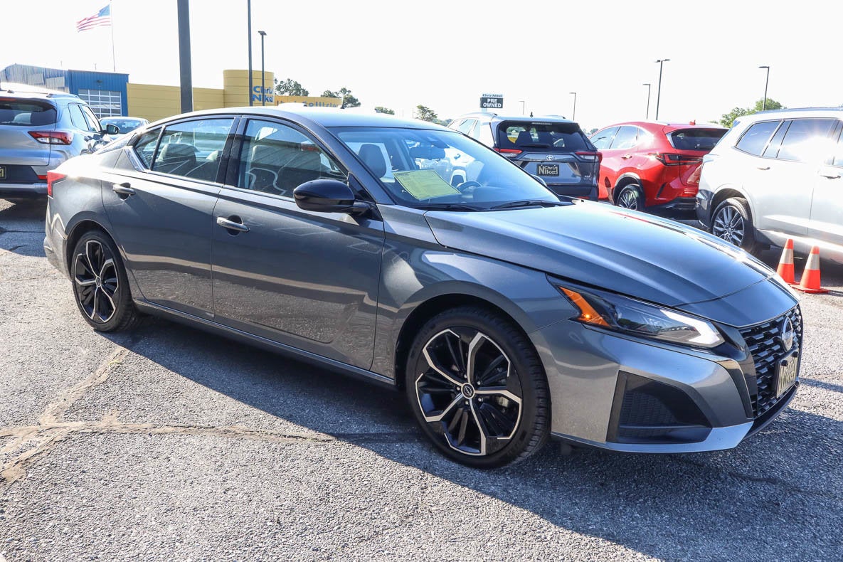 2024 Nissan Altima 2.5 SR Sedan