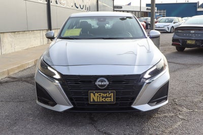 2023 Nissan Altima 2.5 SV Sedan