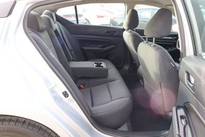 2023 Nissan Altima 2.5 SV Sedan