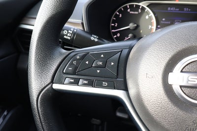 2023 Nissan Altima 2.5 SV Sedan