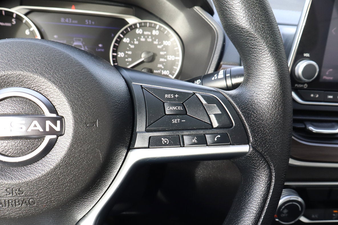 2023 Nissan Altima 2.5 SV Sedan