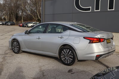 2023 Nissan Altima 2.5 SV Sedan