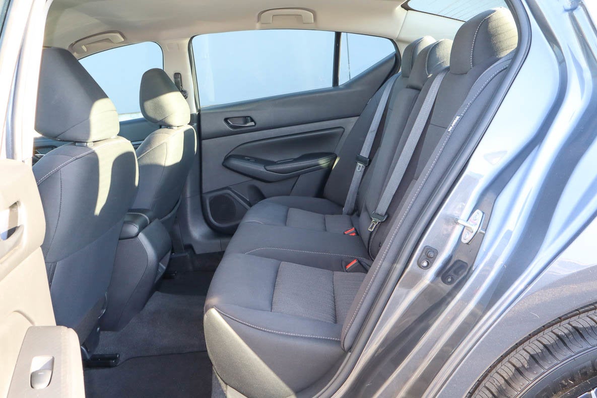 2025 Nissan Altima SV FWD
