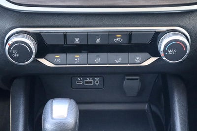 2024 Nissan Altima 2.5 SV Sedan