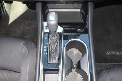 2024 Nissan Altima 2.5 SV Sedan