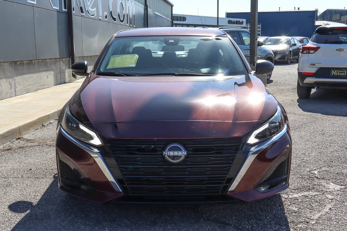 2024 Nissan Altima 2.5 SV Sedan