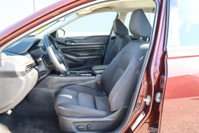 2024 Nissan Altima 2.5 SV Sedan