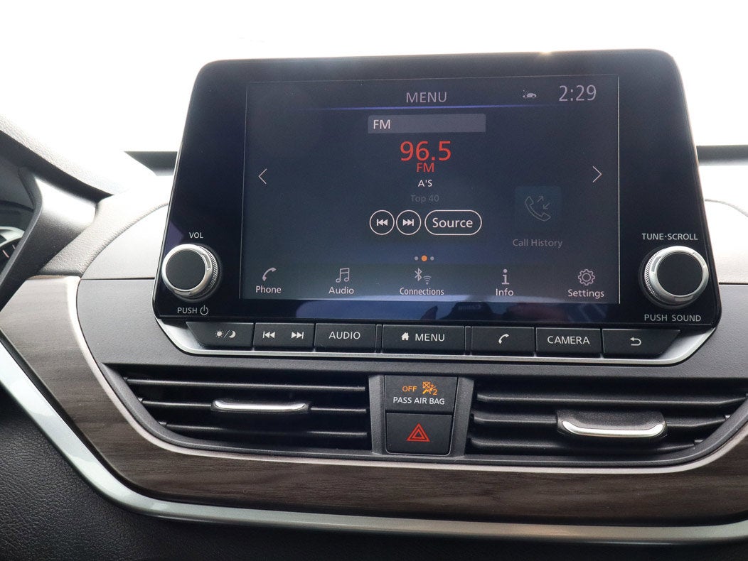 2025 Nissan Altima SV FWD